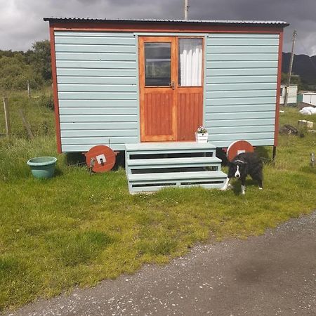 Croft Of Clune Shepherds Hut 牛顿莫尔 外观 照片